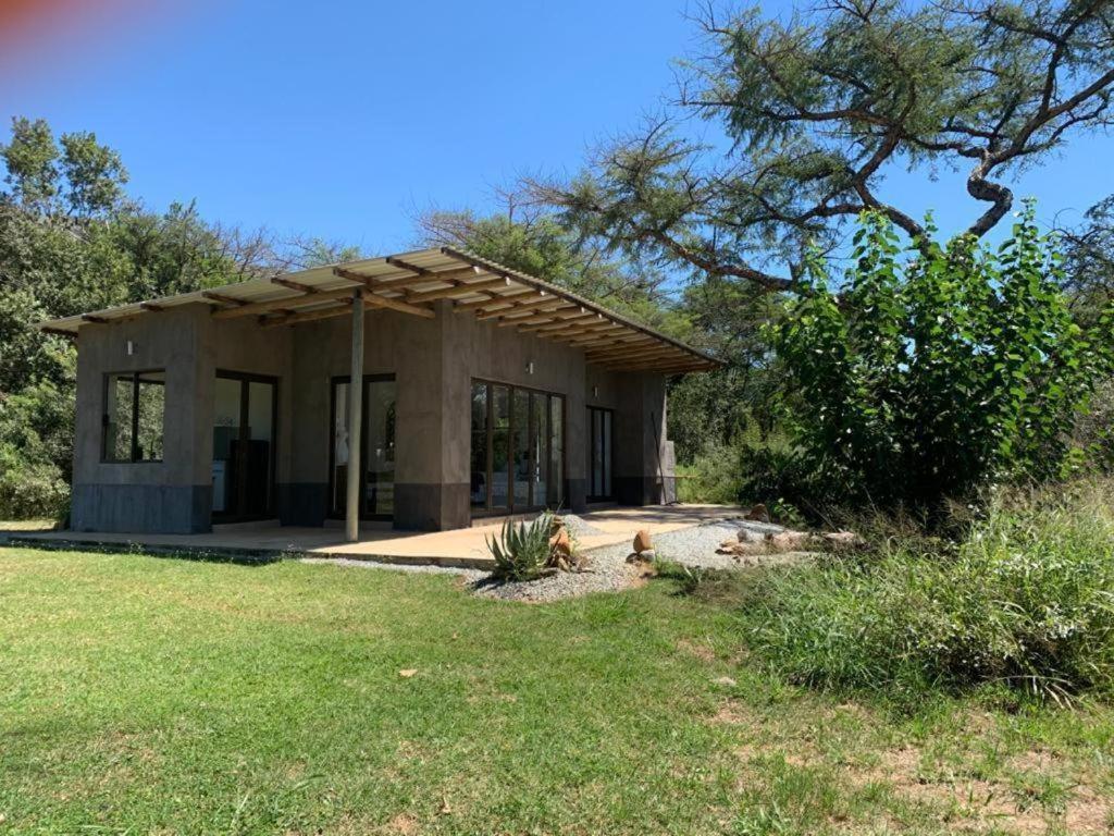 Crocodile Sands River Lodge Mbombela Exteriör bild
