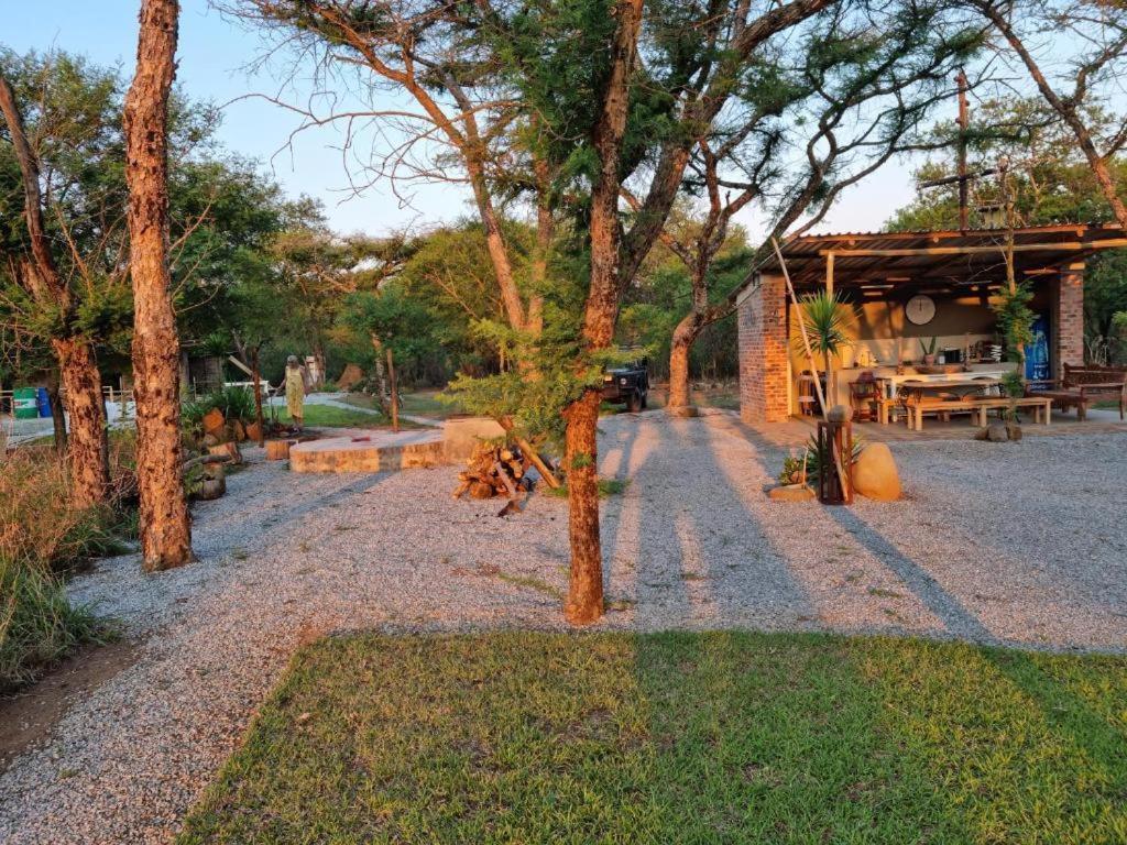 Crocodile Sands River Lodge Mbombela Exteriör bild